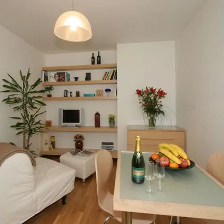 Angeli Apartments * Praha