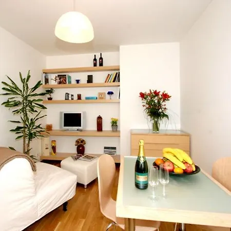 Angeli Apartments *
